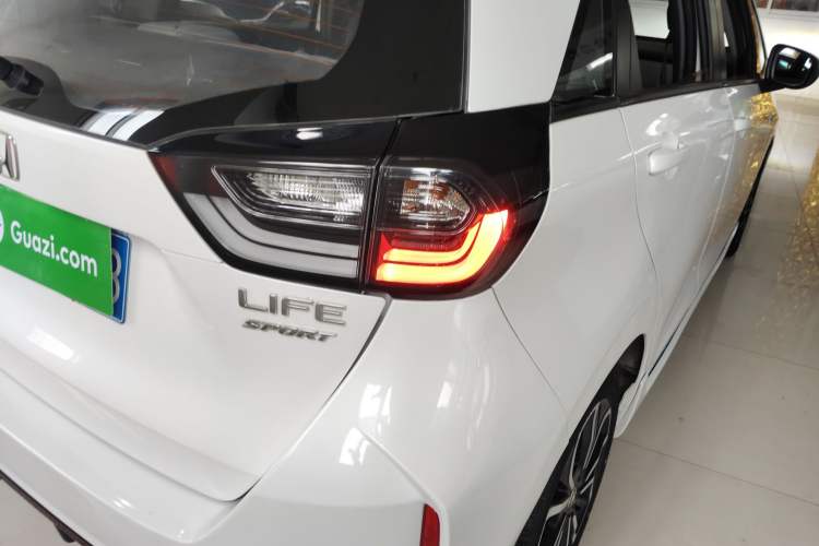 Used Honda LIFE 2021 1.5L CVT SPORT Heartbeat Edition
