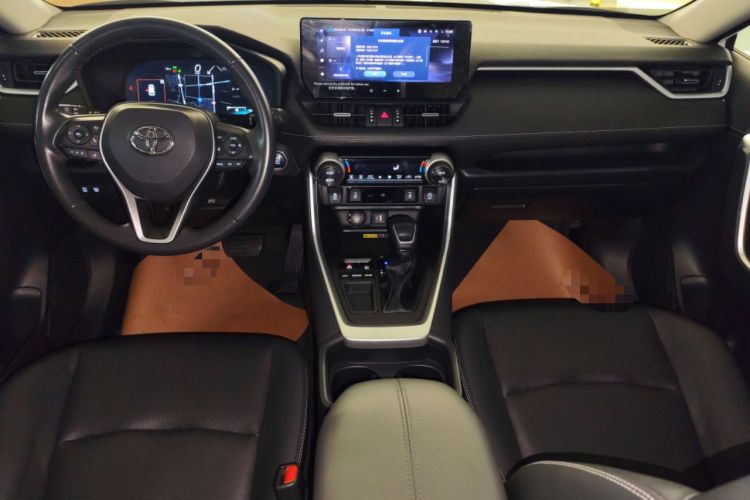 Used Toyota RAV4 2023 2.0L CVT Two-Wheel Drive Fashion Plus Edition
