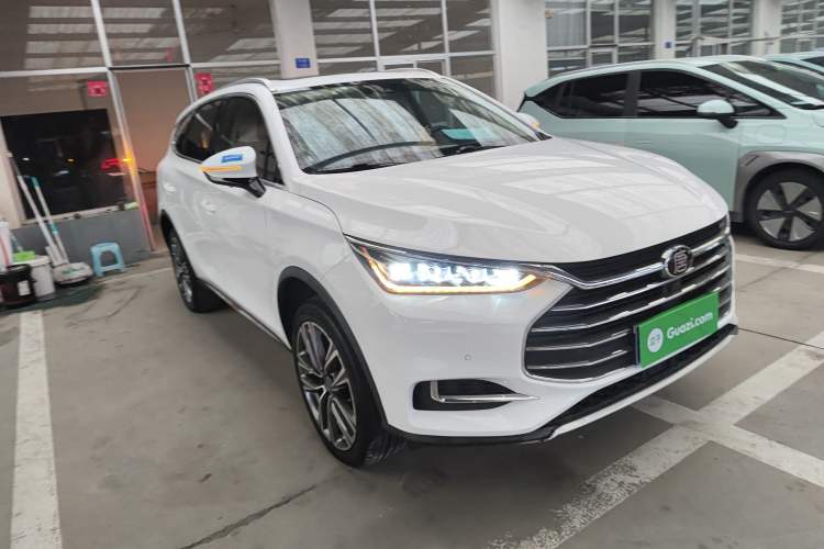 Used BYD Tang 2018 2.0T Automatic SmartConnect Prestige 7-Seater China V Standard
