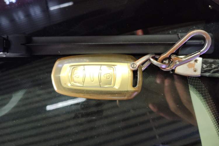 Used Geely Auto Emgrand X7 Sport 2021 1.8TD DCT Two-Wheel Drive Asian Games Comfort Edition
