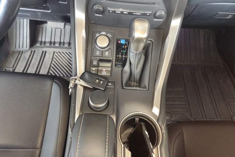 Used Lexus NX 2015 200 Front-Wheel Drive X-Trail SE Edition
