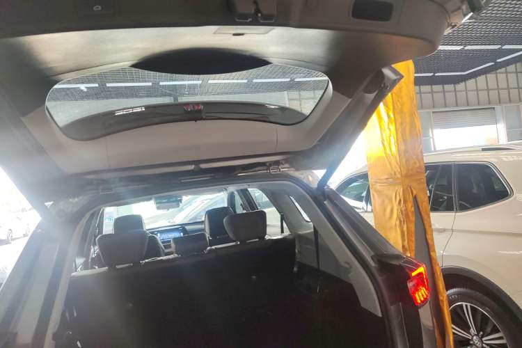 Used Chery Tiggo 8 PRO 2024 Champion Edition 290T Two-Wheel Drive Peak Version 7 Seats
