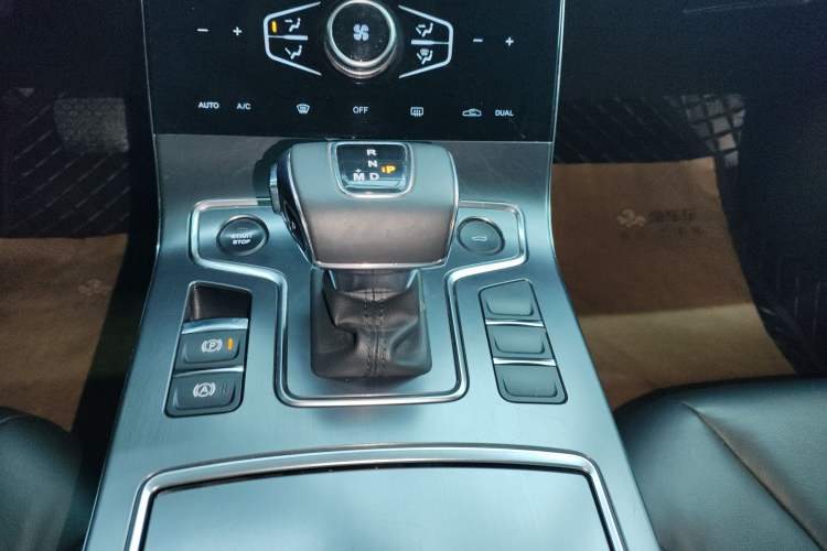 Used Hongqi H5 2022 Classic Model 1.5T DCT Flagship Edition
