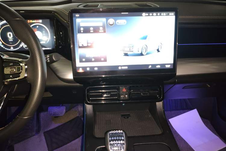 Used GAC Trumpchi GS8 2022 Double-Energy Series 2.0TM Four-Wheel Drive Premium Edition (7 Seats)
