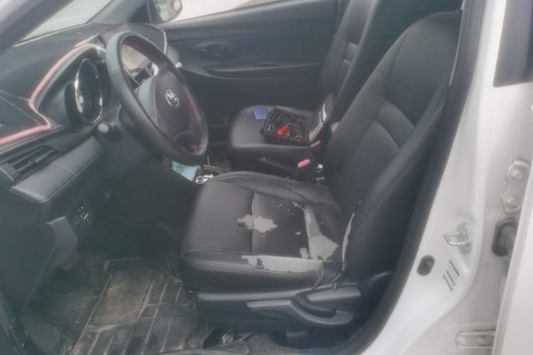 Used Toyota YARiS L 2017 1.5E CVT Dynamic Edition
