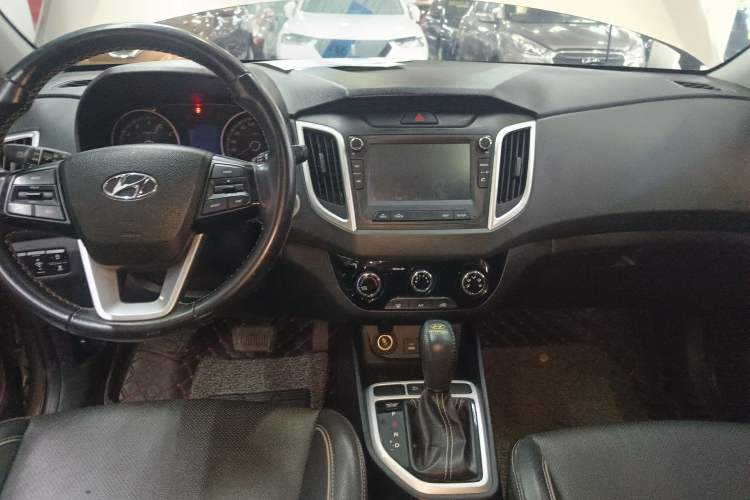 Used Hyundai ix25 2017 1.6L Automatic Smart Version
