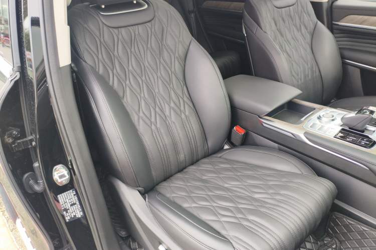 Used Tank 500 New Energy 2025 Hi4-Z
