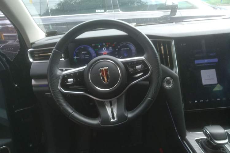 Used Hongqi HS7 PHEV 2024 2.0T PHEV Four-Wheel Drive Flagship Edition 6 Seats
