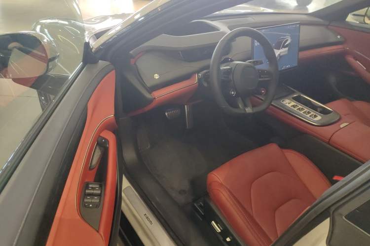 Used  SU7 2024 Four-Wheel Drive Ultra-Long Range Advanced Intelligent Driving Max Edition