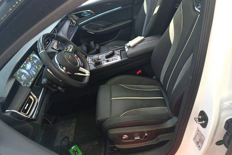 Used Hongqi H6 2023 2.0T ZhiShang Version