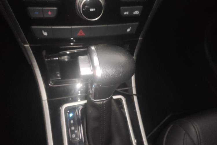 Used Haval H2 2017 Red-Label 1.5T Automatic Two-Wheel Drive Elite Model
