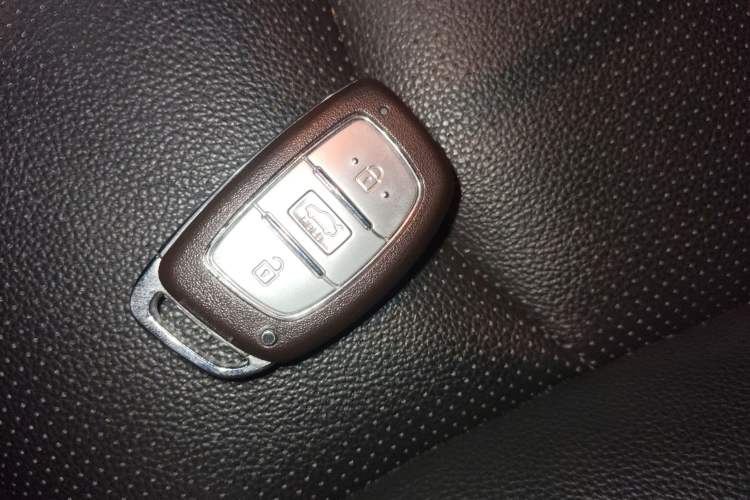 Used Hyundai Elantra 2019 1.4T Dual-Clutch Xuan Dong · Dynamic Model
