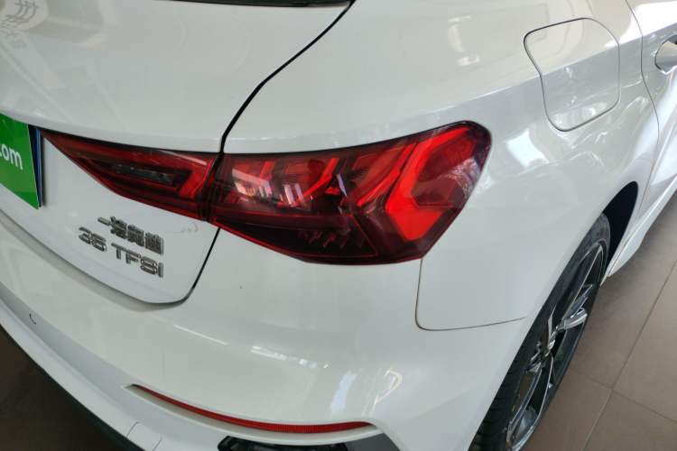 Used Audi A3 2021 Sportback 35 TFSI Fashionable Sports Model
