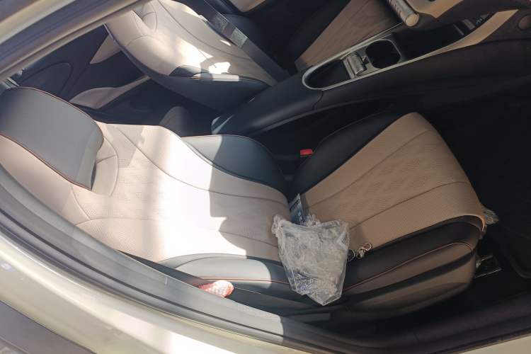 Used BYD Dolphin 2025 420km Free Edition
