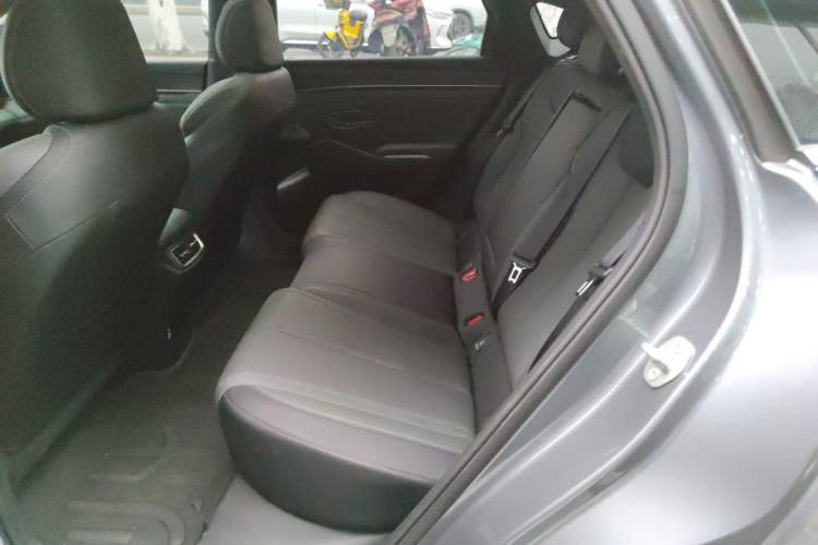 Used BYD Qin L 2025 DM-i Smart Drive 120KM Superior Model
