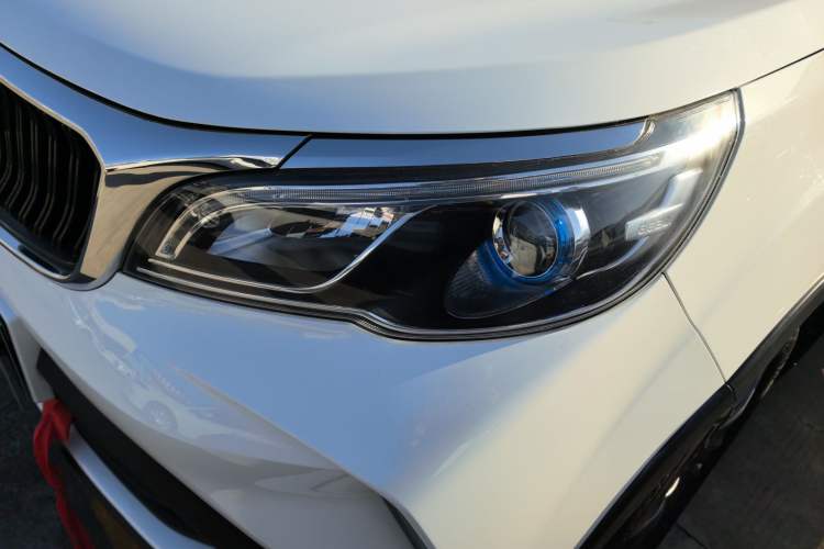 Used Geely Auto Vision X3 2021 PRO 1.5L CVT Deluxe Model
