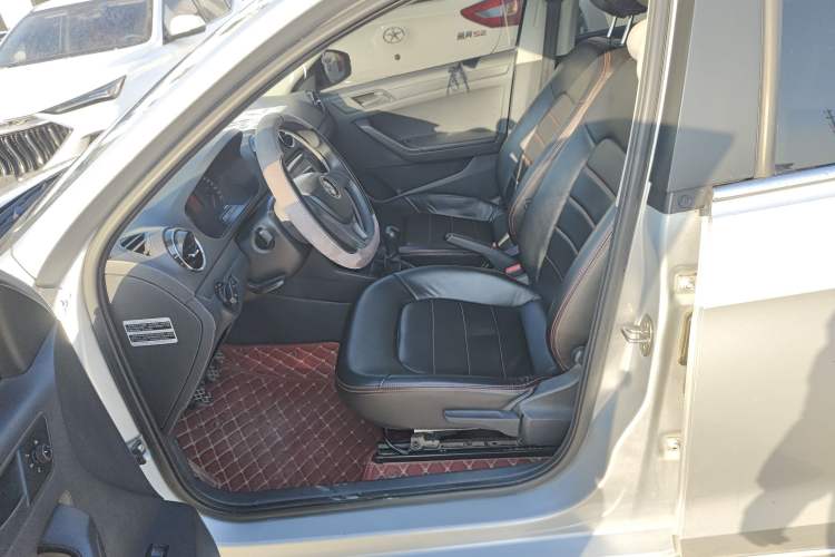 Used Volkswagen Jetta 2017 1.4L Manual Fashion Edition