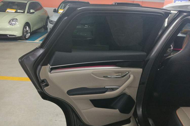 Used BYD Song PLUS New Energy 2024 HONOR Edition DM-i 150km Flagship PLUS
