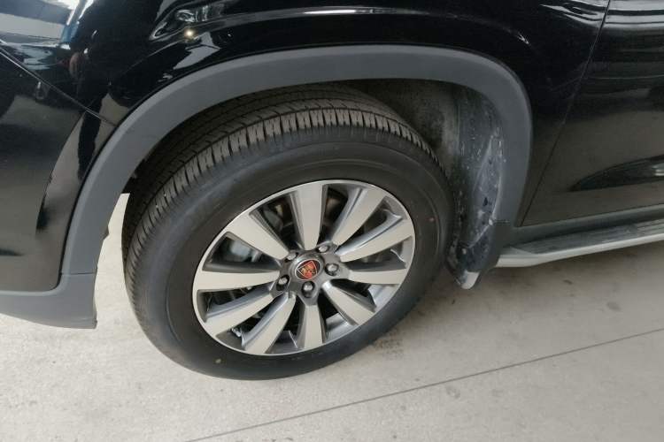 Used Roewe RX8 2019 30T Smart Connectivity Two-Wheel Drive Supreme Flagship Edition