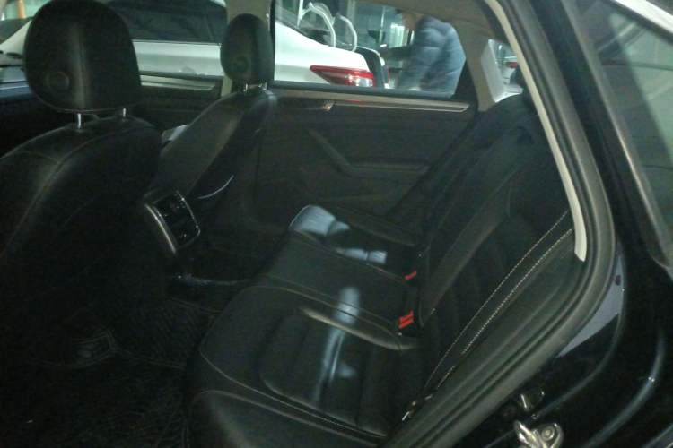 Used Volkswagen Passat 2017 330TSI DSG Luxury Edition