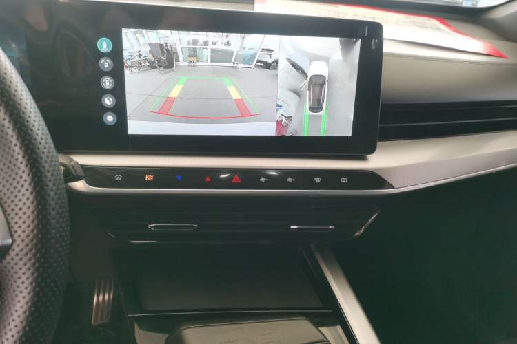 TDK.VehicleDetails.img