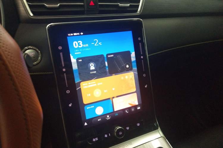 Used Roewe RX5 2020 PLUS 300TGI Automatic Ali National Style Luxury Edition