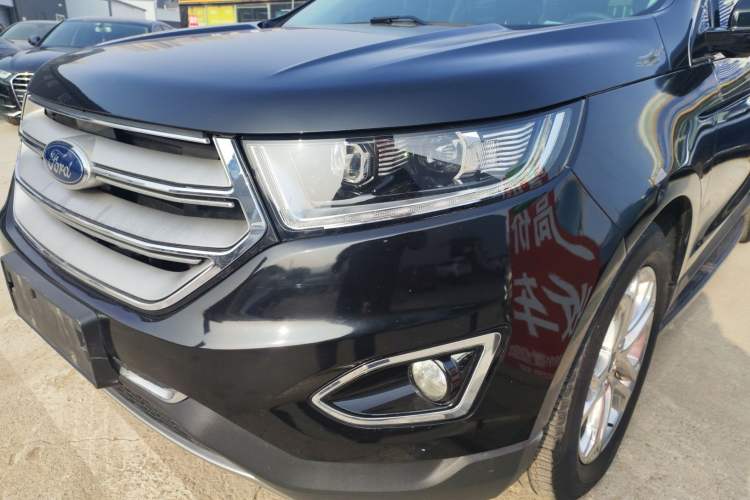 Used Ford Edge 2018 EcoBoost 245 Two-Wheel-Drive Titanium 7-Seater China V Standard

