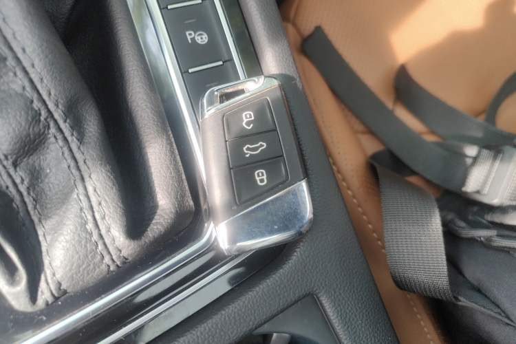 Used Volkswagen FAW-Volkswagen CC 2021 Estate Car 380TSI Vizion Edition
