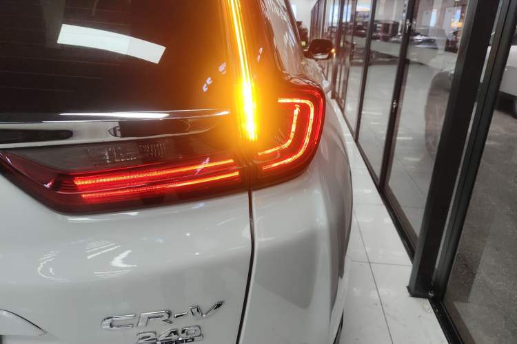 Used Honda CR-V 2021 240TURBO CVT 2WD Comfort Version
