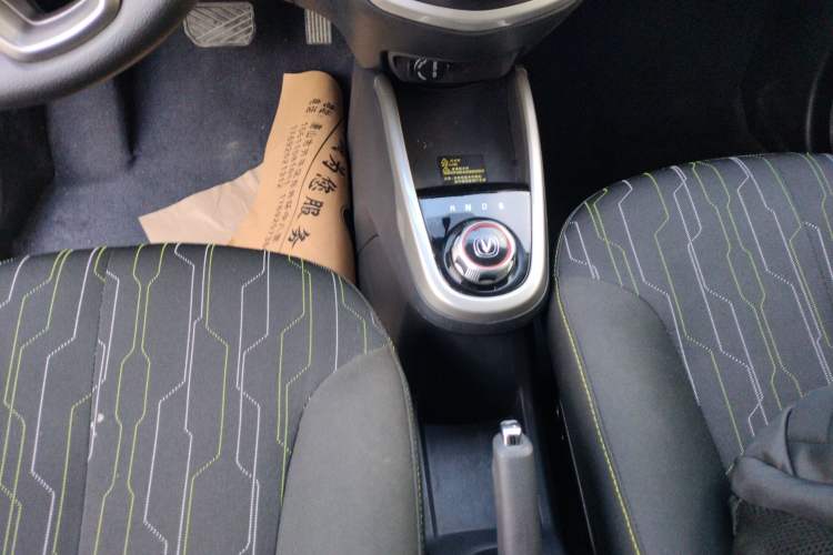 Used Oshan Benni E-Star 2021 National Edition Xinyi Version (Fast-Charging Edition) Lithium Iron Phosphate (31.18 kWh)
