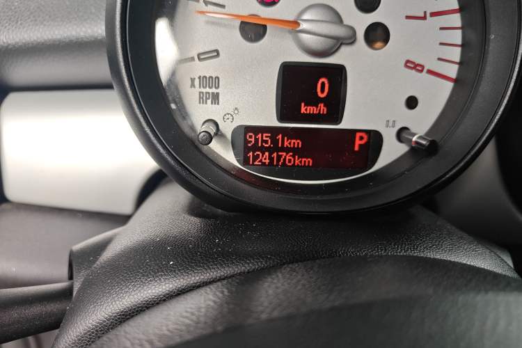 Used  Clubman 2011 1.6L ONE
