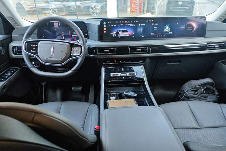 Used Lincoln Aviator 2024 3.0T V6 All-Wheel-Drive Elegance Edition Six Seats
