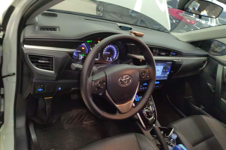 Used Toyota Levin 2016 Dual-Engine 1.8H GS-L E-CVT Leading Edition
