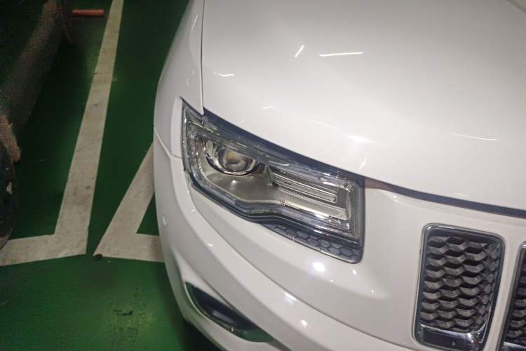 Used  Grand Cherokee (Import) 2014 3.6L Elite Navigation Edition
