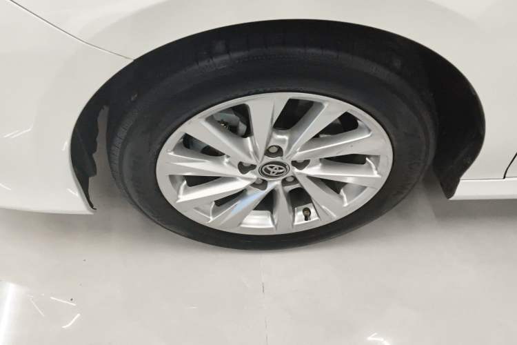 Used Toyota Camry 2021 2.0G Luxury Edition
