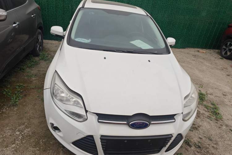 Used Ford Focus 2012 Hatchback 1.6L Automatic Fashion Edition
