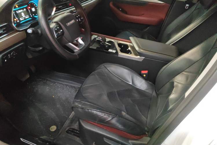 Used JETOUR X70 2023 1.5T DCT Overpass PRO+ Edition 7 Seats
