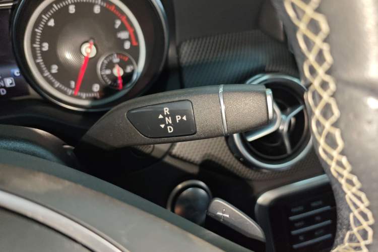 Used Mercedes-Benz GLA 2017 GLA 200 Fashion Model
