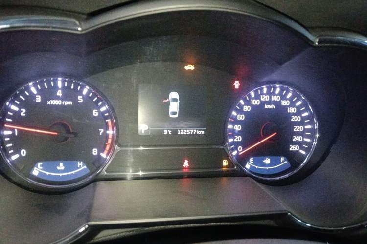 Used Kia K5 2014 2.0L Automatic LUXURY
