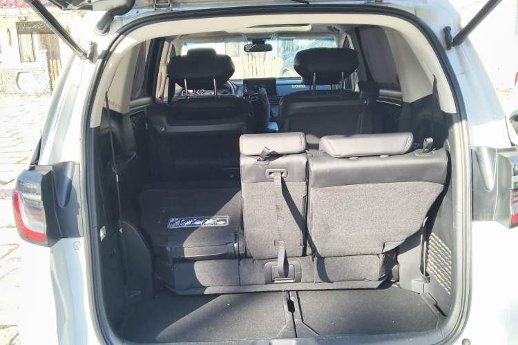 Used Honda Elysion 2022 2.0L eHEV Luxury Edition