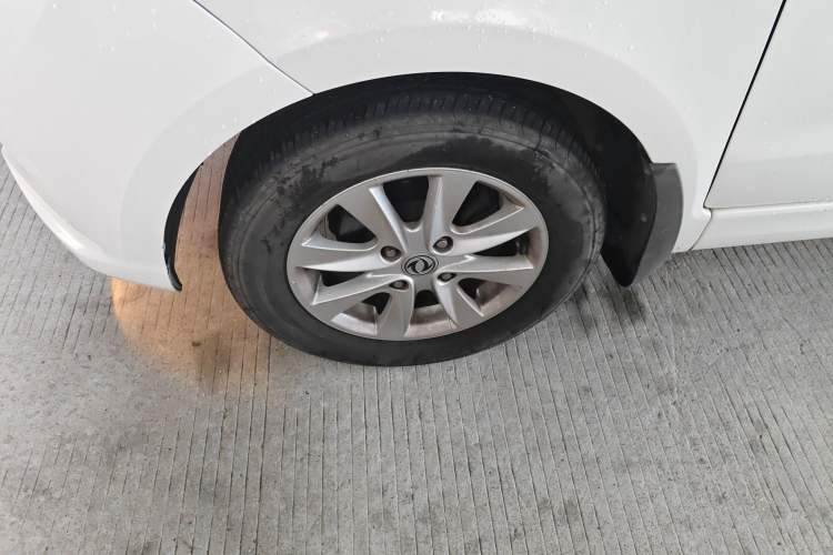 Used Dongfeng Fengon 330 2019 1.5L Manual Practical II China VI