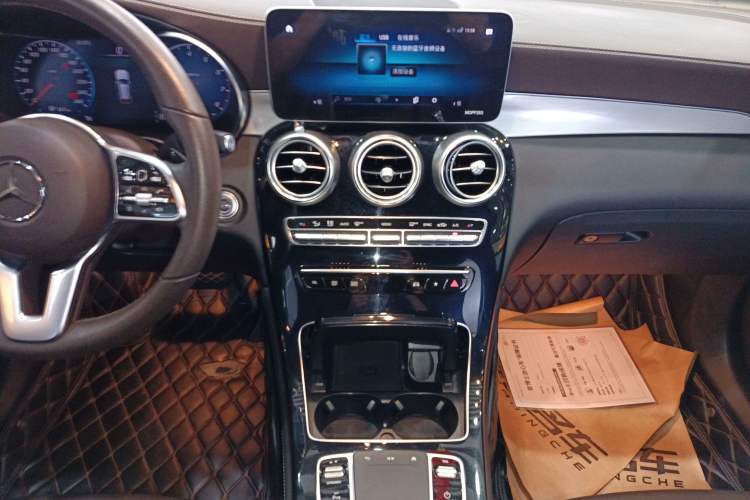 Used Mercedes-Benz GLC 2020 Facelifted GLC 260 L 4MATIC Dynamic Edition
