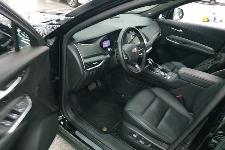 Used Cadillac XT4 2022 28T Two-Wheel Drive Prestige Version
