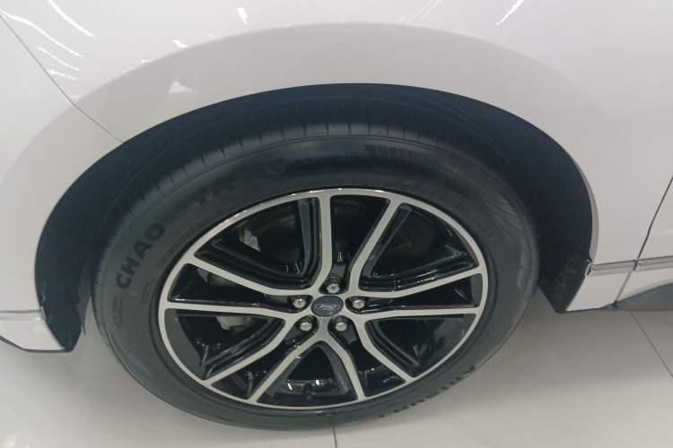 Used Ford Edge 2020 EcoBoost 245 Two-Wheel Drive Titanium 7-Seater
