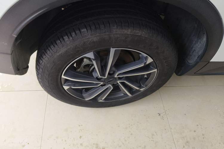 Used Geely Auto Coolray 2023 1.5T DCT Platinum Edition
