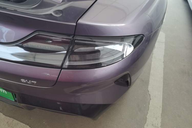 Used  SU7 2024 Rear-Drive Ultra-Long Range Advanced Pro-Level Intelligent Driving Version