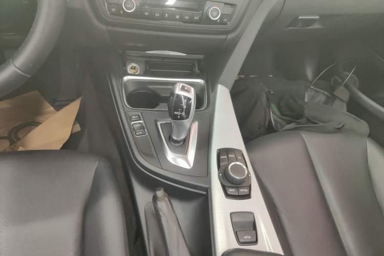 Used BMW 4 Series 2014 420i Convertible Fashion Model