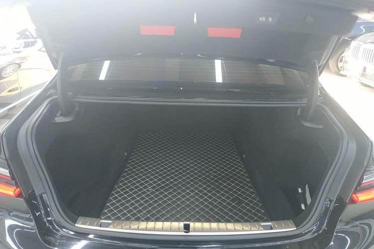 Used BMW 7 Series 2019 Updated 730Li Luxury Package
