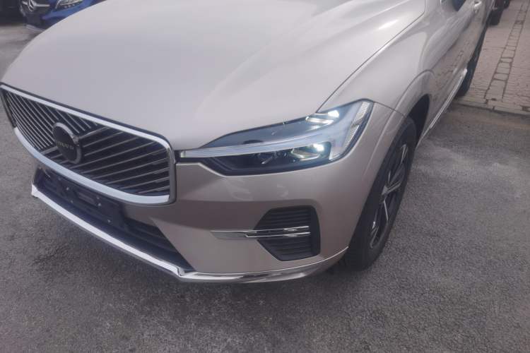 Used Volvo XC60 2026 B5 4x4 Smart Luxury Edition