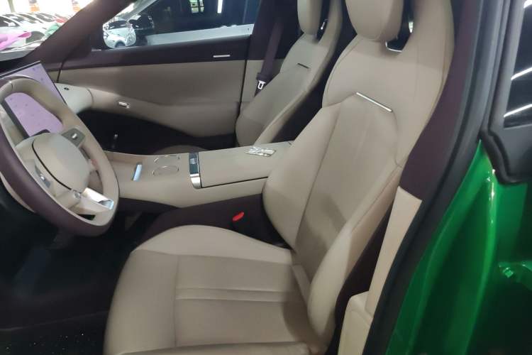 Used  YU7 2025 Ultra-Long Range Rear-Wheel Drive Version
